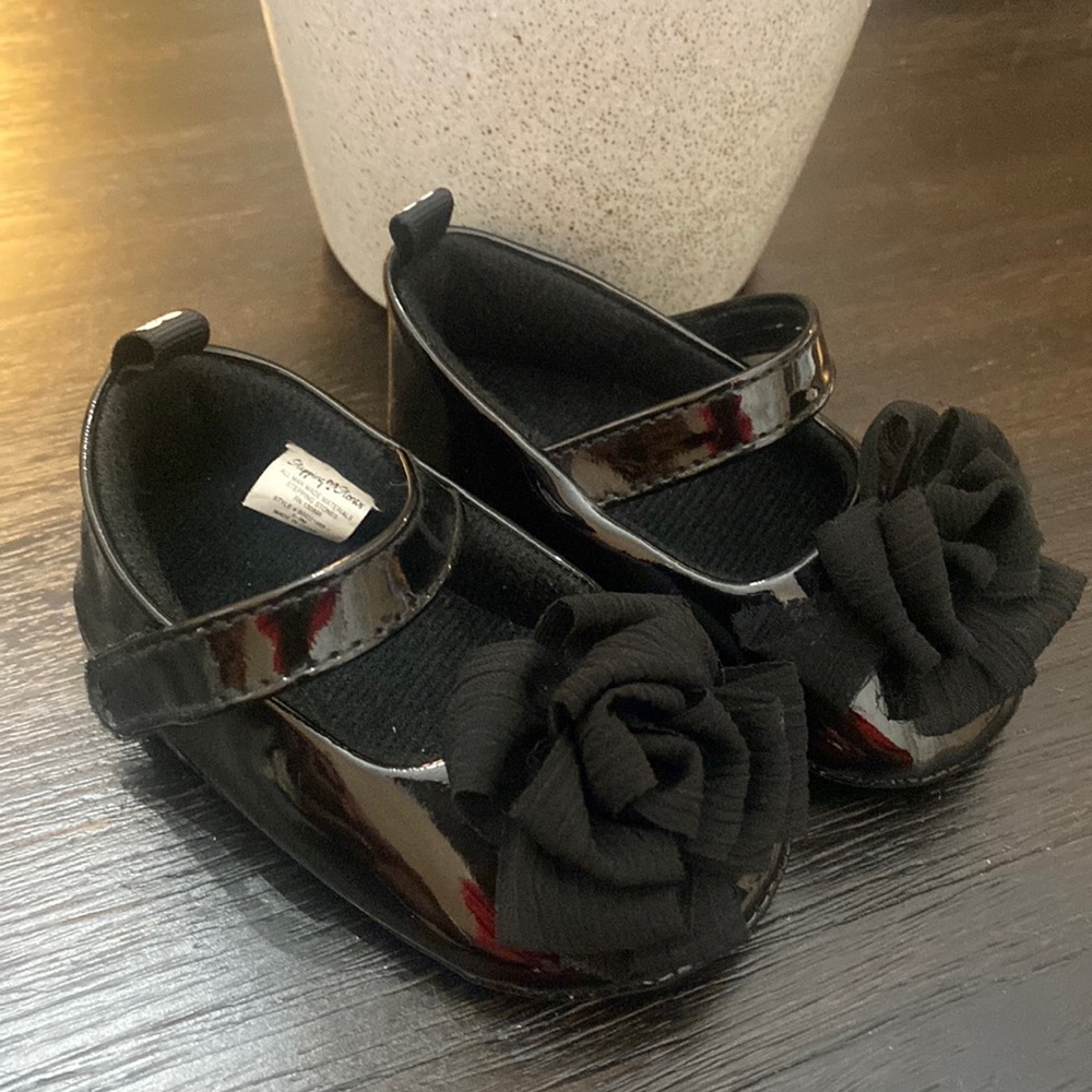 Black dress shoes for baby girl